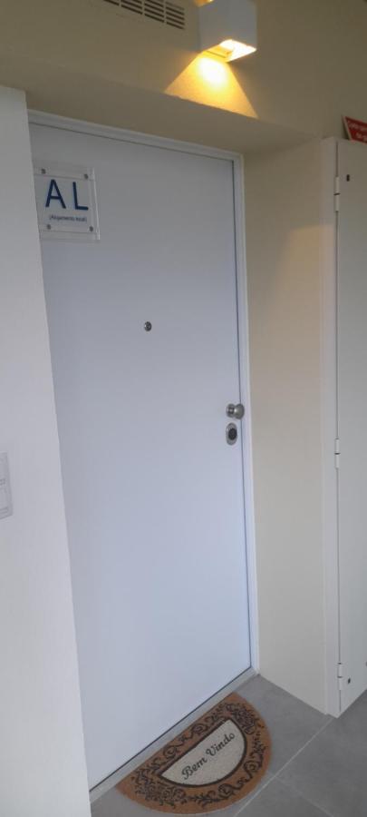 Light Brown Central Apartment Aveiro Buitenkant foto